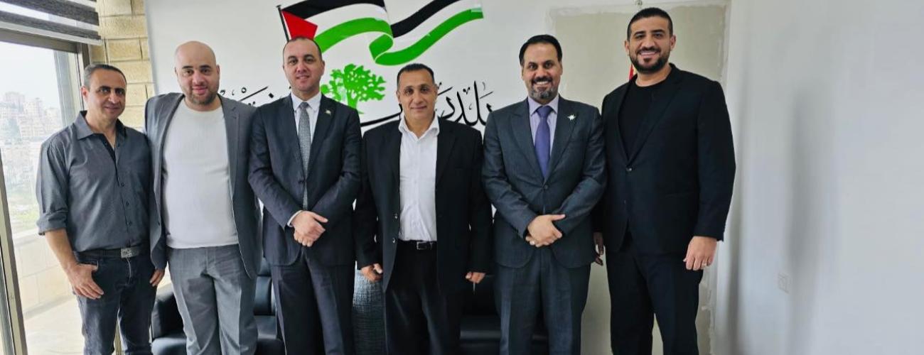 انطلاقا من دور في بناء العلاقات المجتمعية الوثيقة ضمن برنامج المسؤلية المجتمعية .